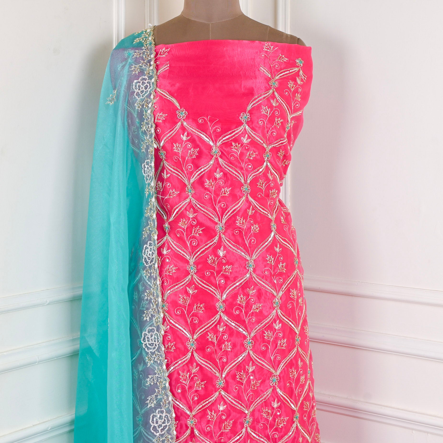 Glass Organza Magenta Unstitched Suit