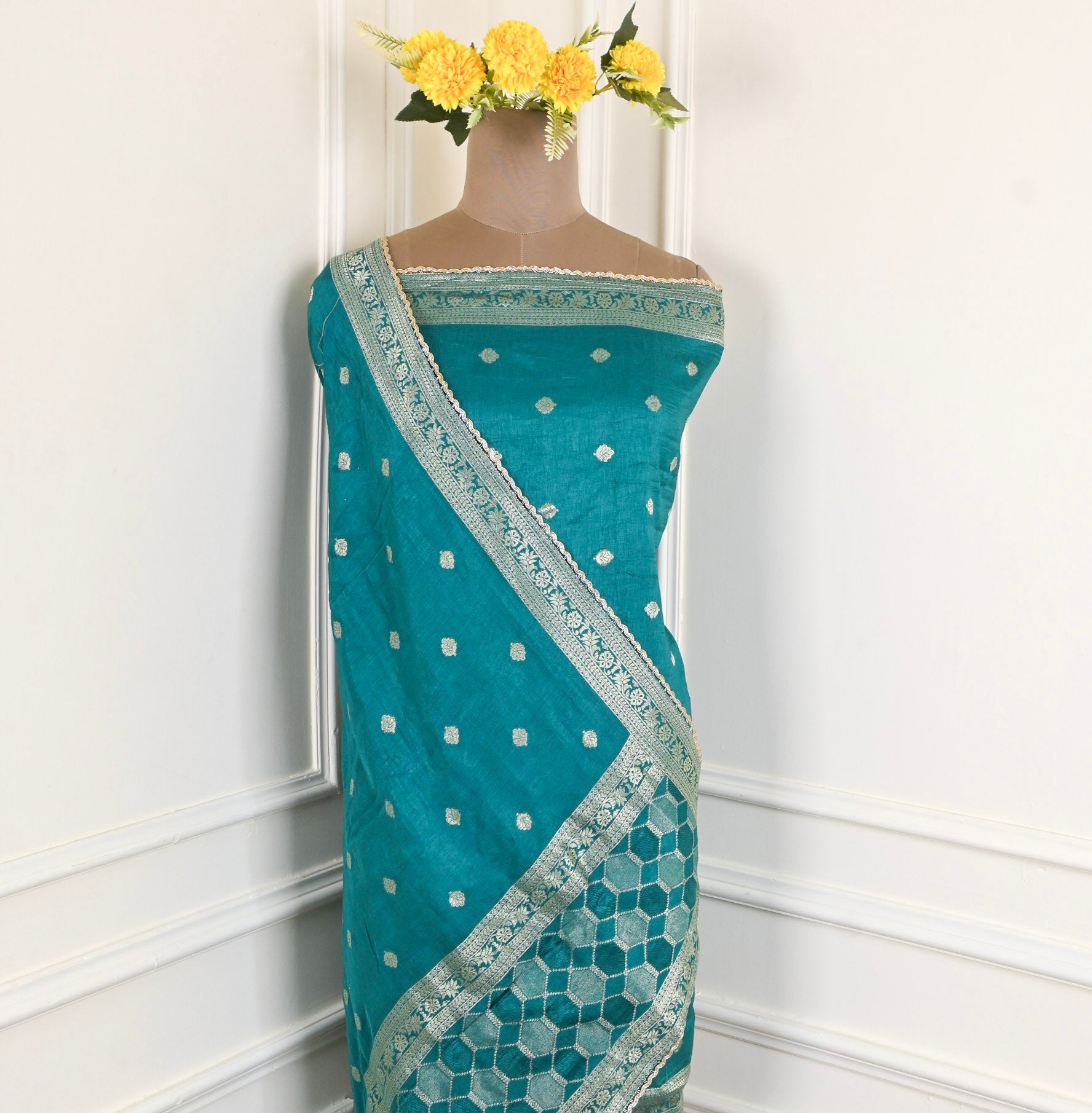 Banarasi Ferozi Unstitched Suit