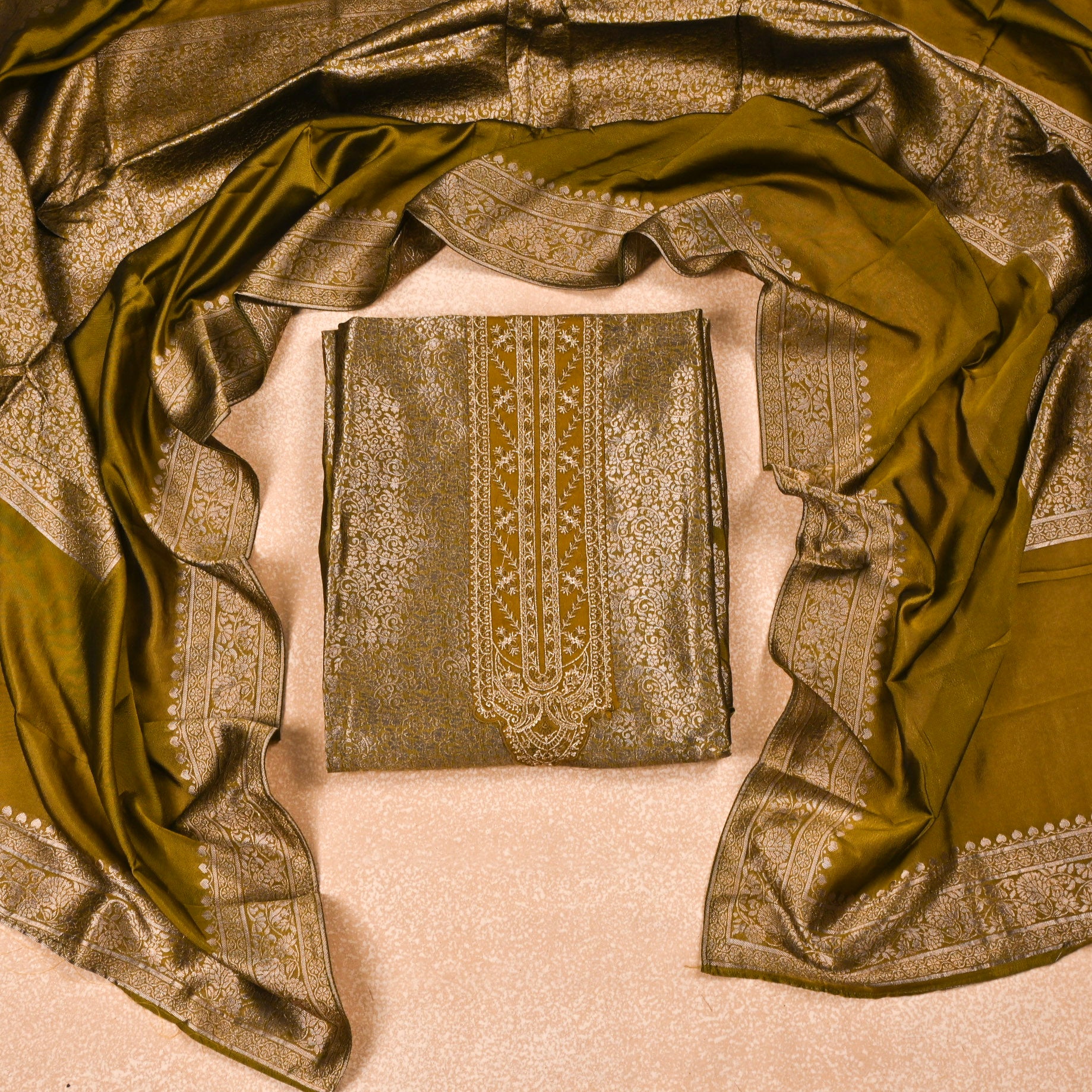 Banarasi Mehandi Unstitched Suit
