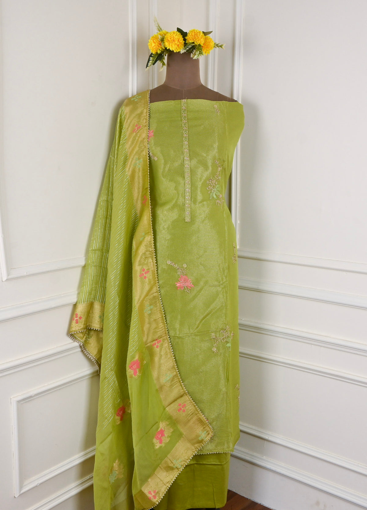 Shimmer Parrot Unstitched Suit