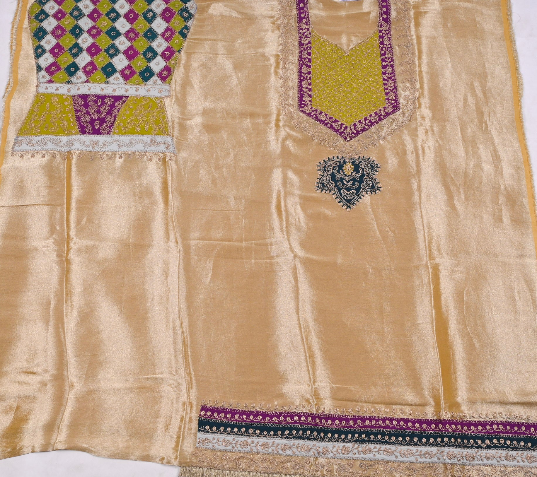 Giraffe Shimmer Yellow Unstitched Suit