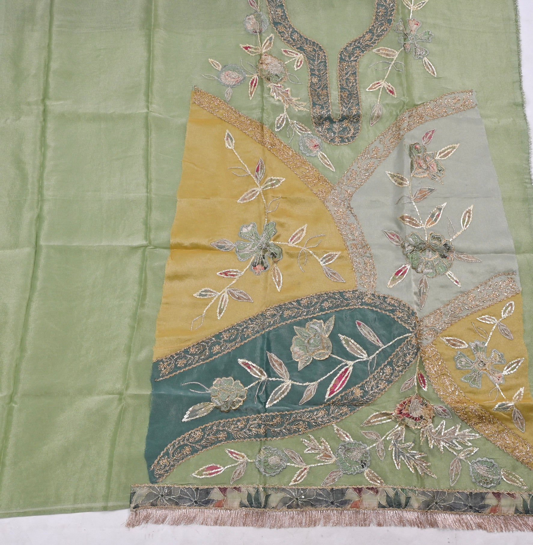 Organza Pista Green Unstitched Suit