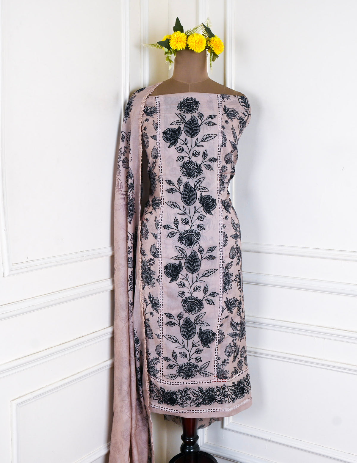 Mul Cotton Mouse Unstitched Suit