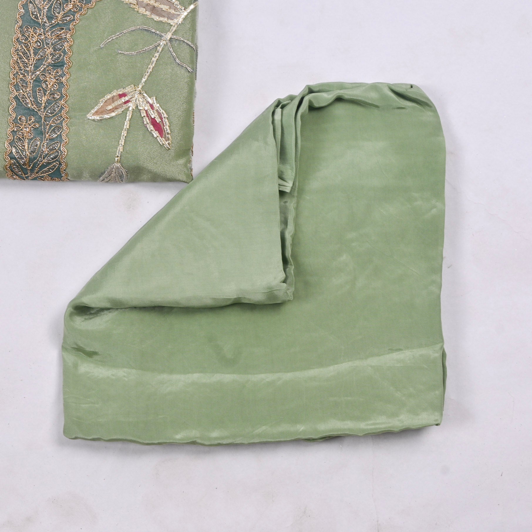 Organza Pista Green Unstitched Suit