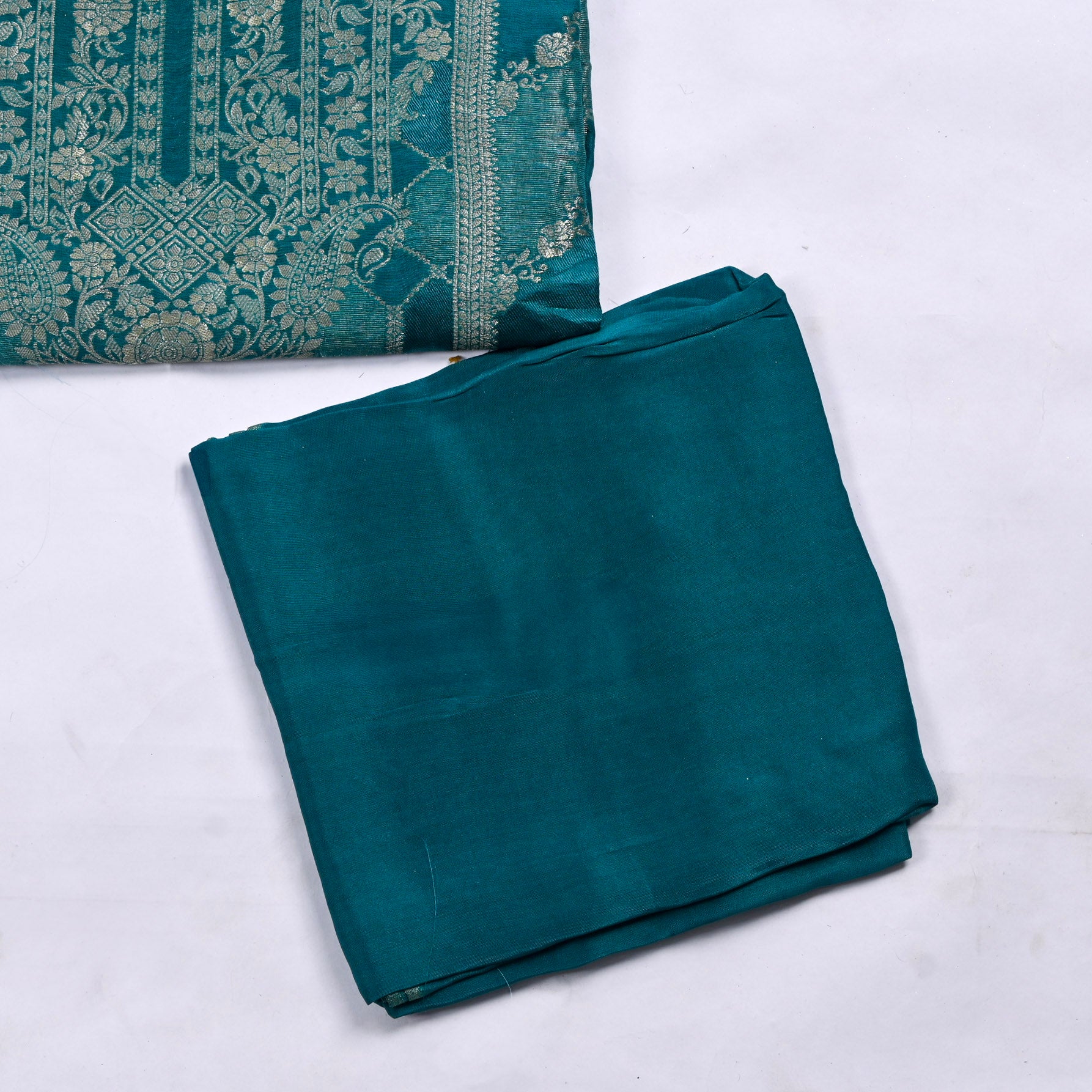 Banarasi Ferozi Unstitched Suit