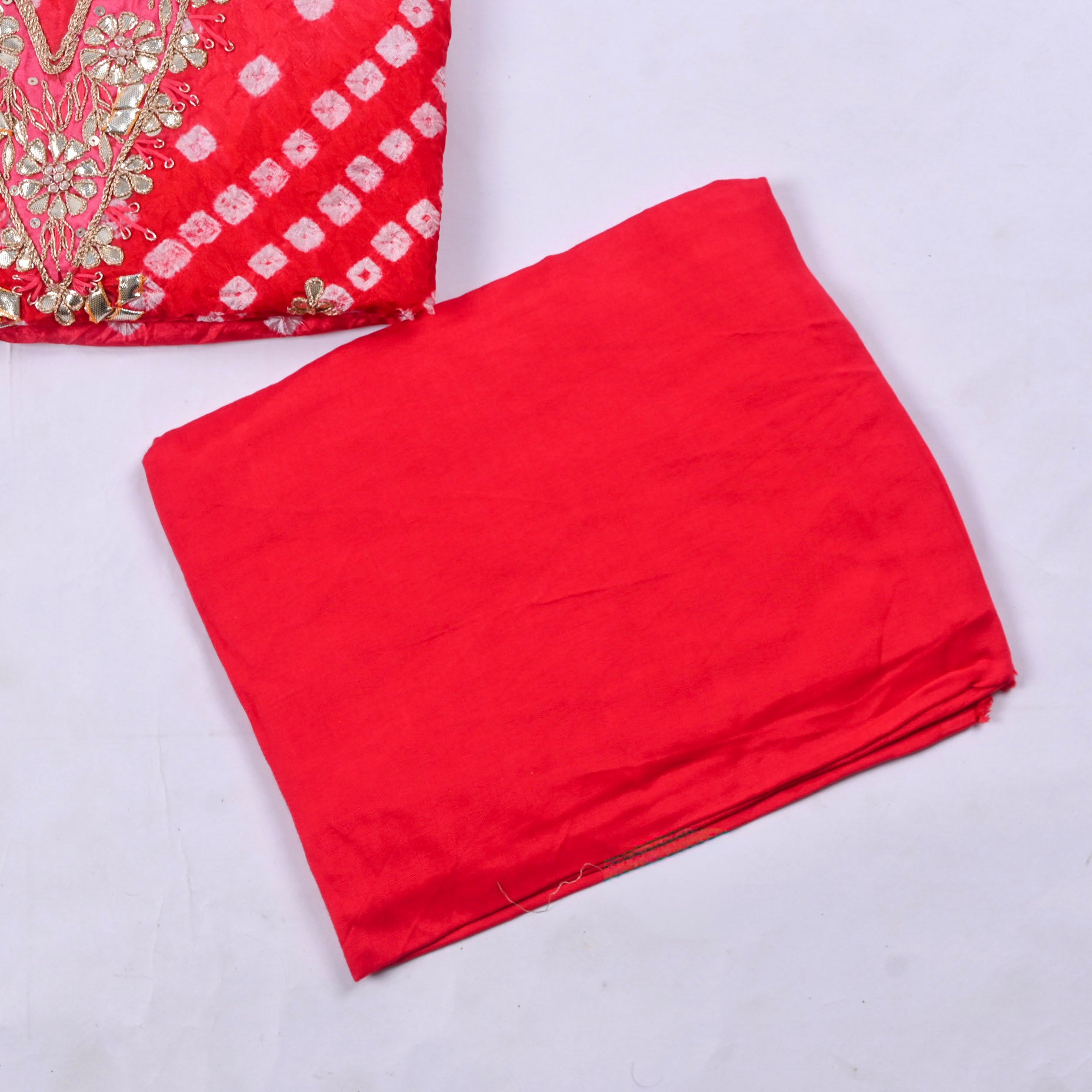 Muslin Red Unstitched Suit