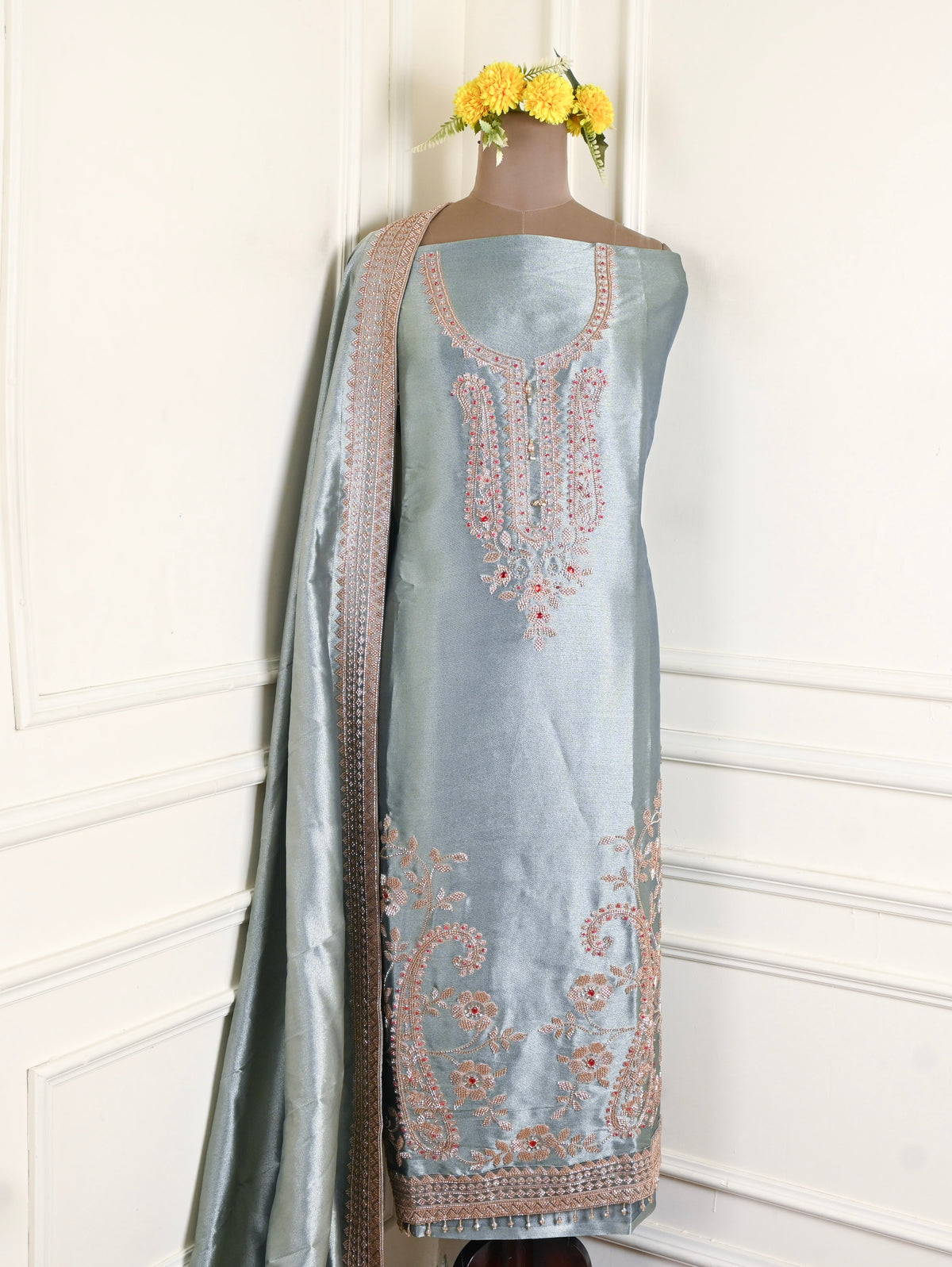Giraffe Silk Silver Unstitched Suit