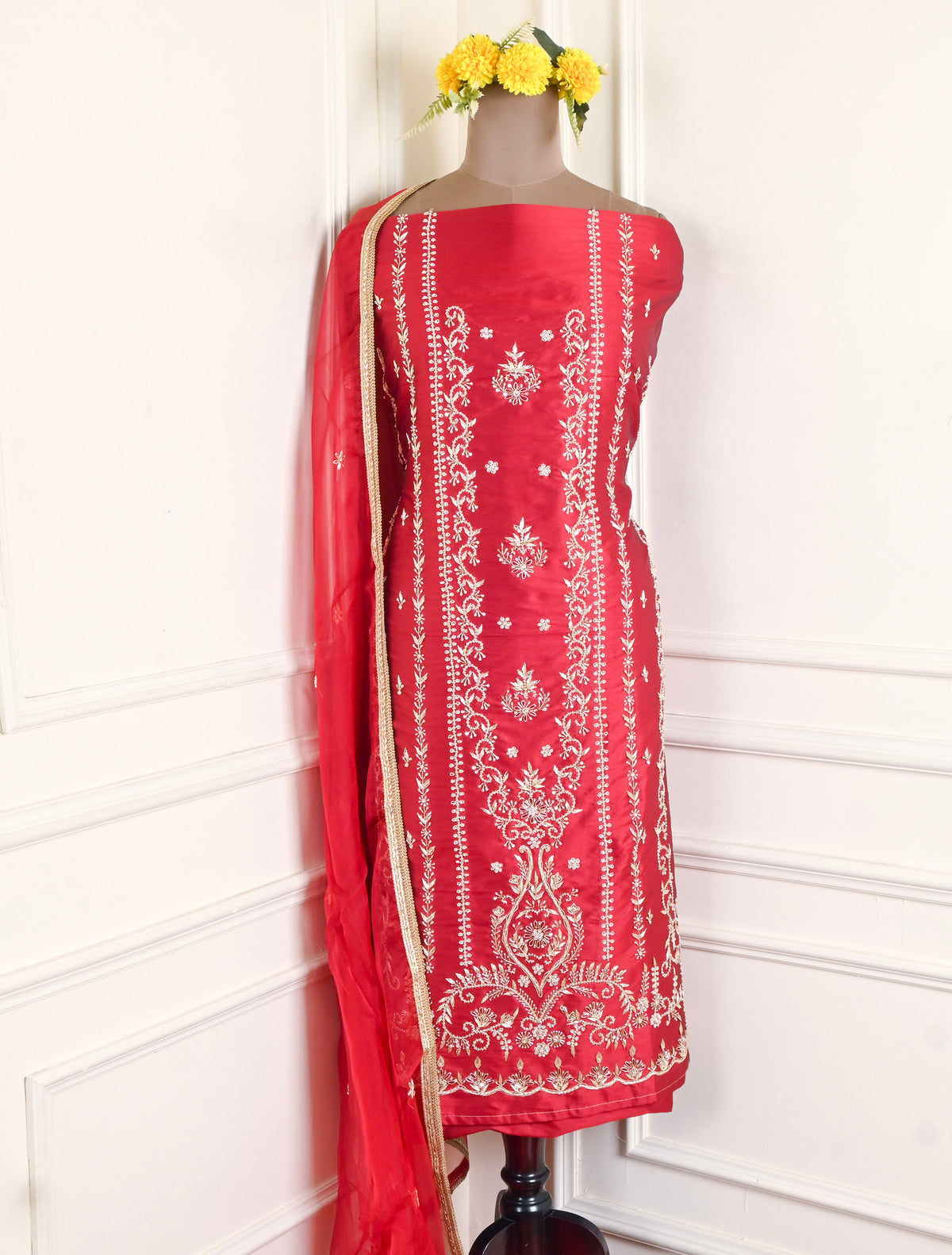 Gavadin Silk Red Unstitched Suit