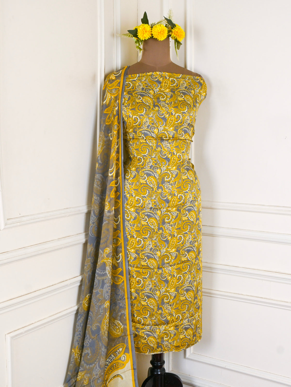Chinon Yellow Unstitched Suit