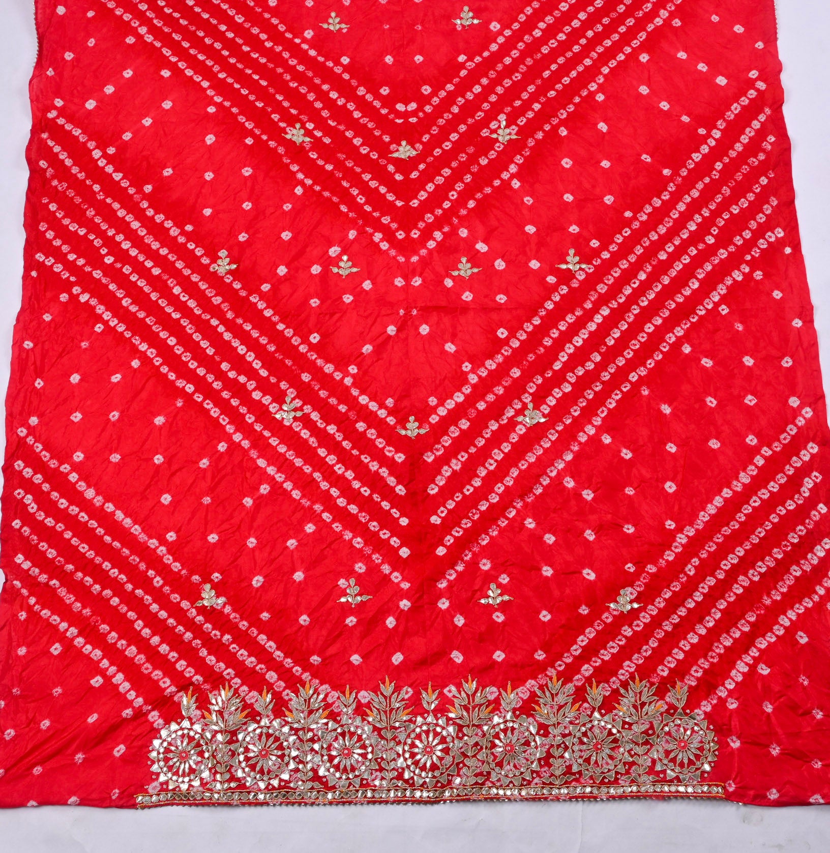 Muslin Red Unstitched Suit