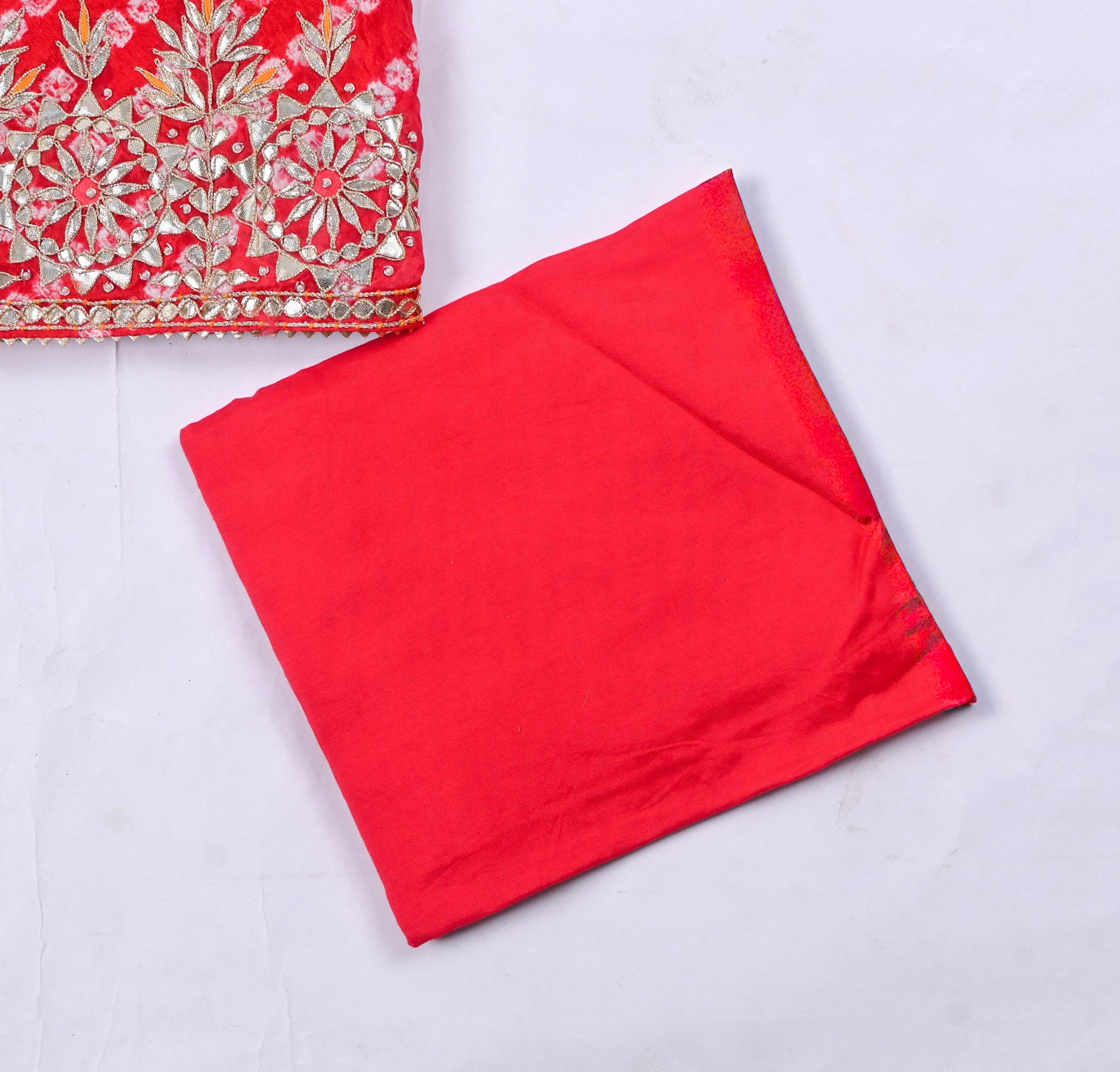 Muslin Red Unstitched Suit