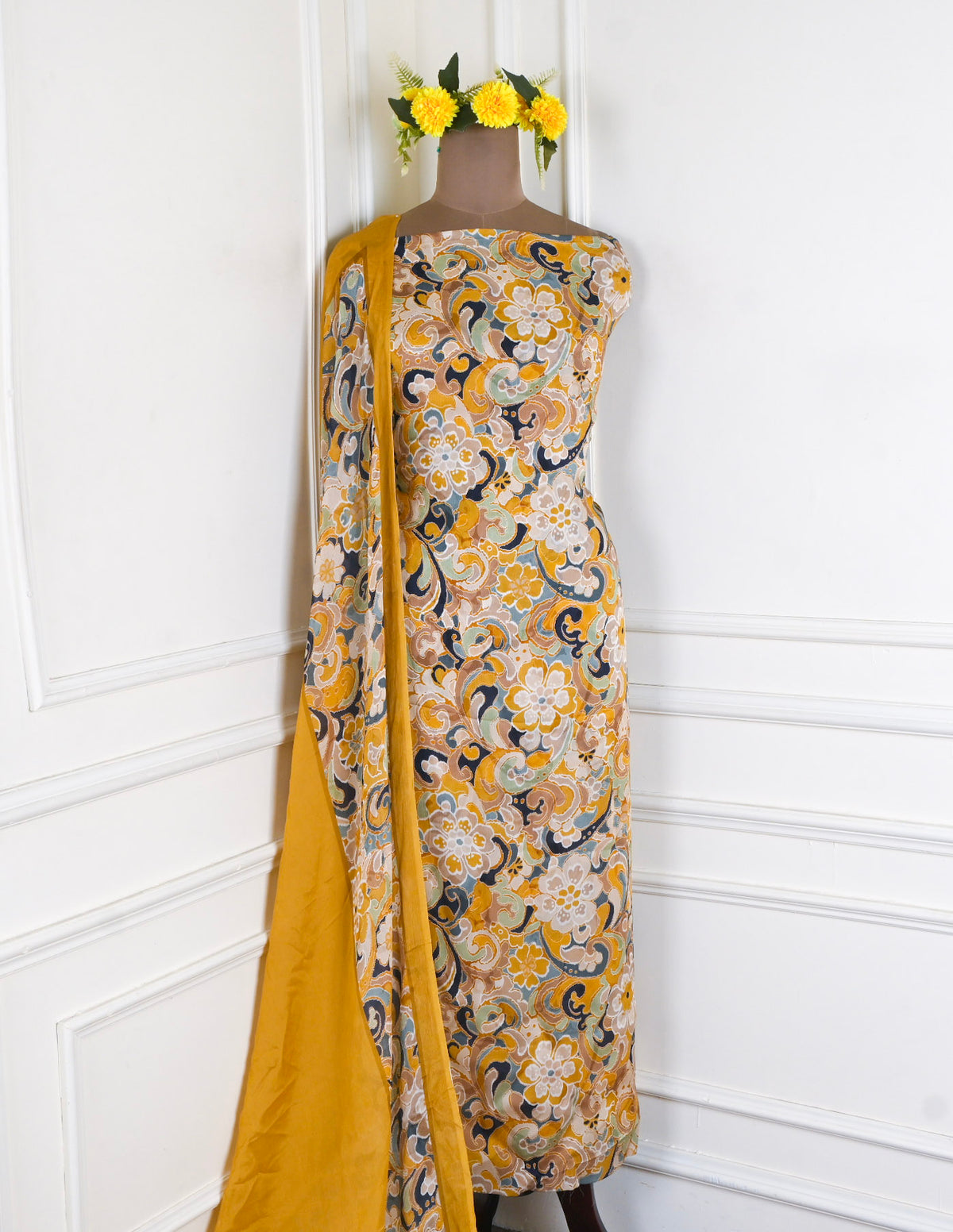 Tista Chinon Yellow Unstitched Suit