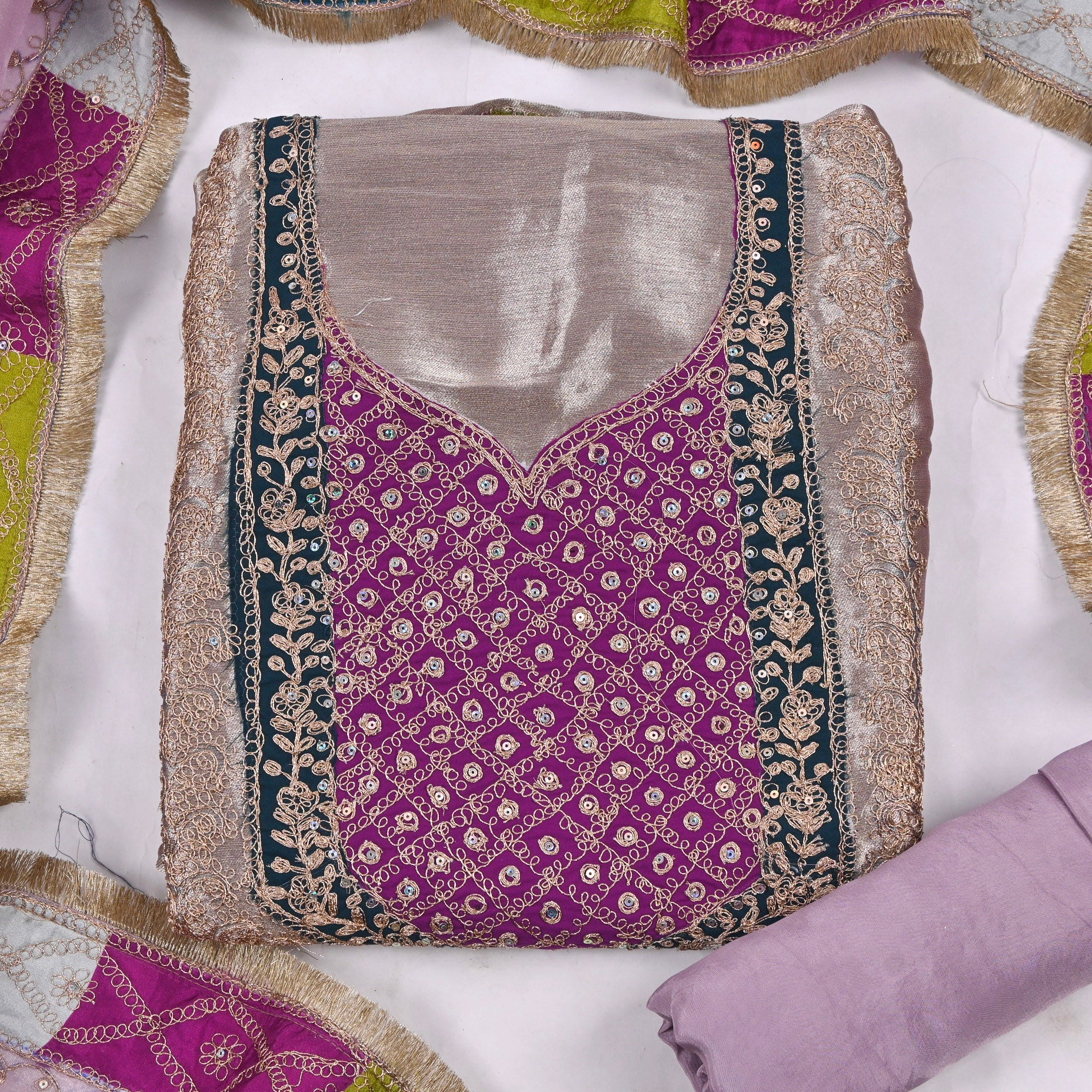 Giraffe Shimmer Lavender Unstitched Suit