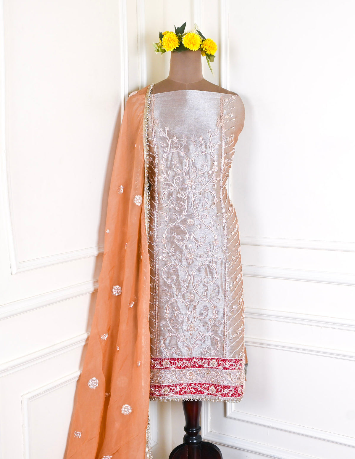 Giraffe Shimmer Ivory Unstitched Suit