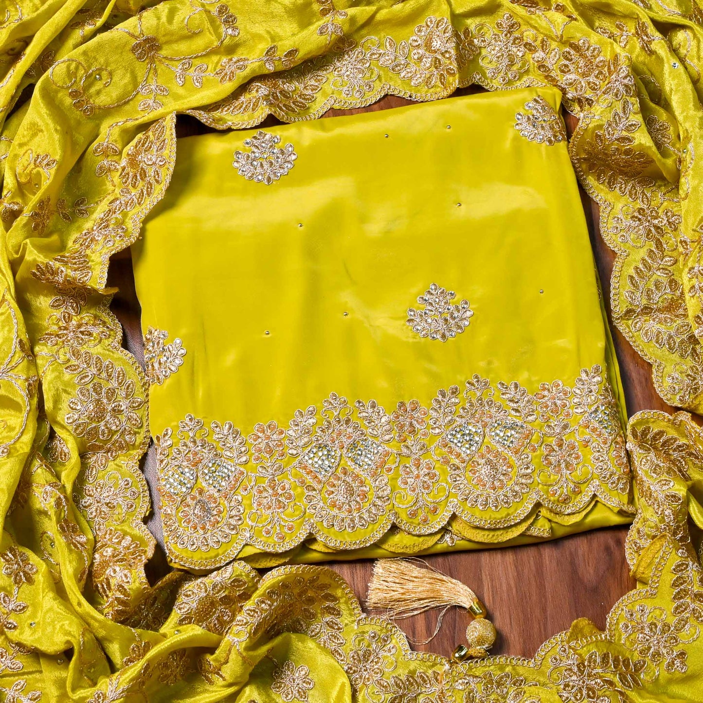 Shimmer Yellow Unstitched suit