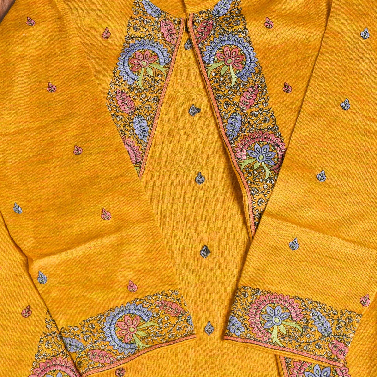 Readymade Woolen yellow suit