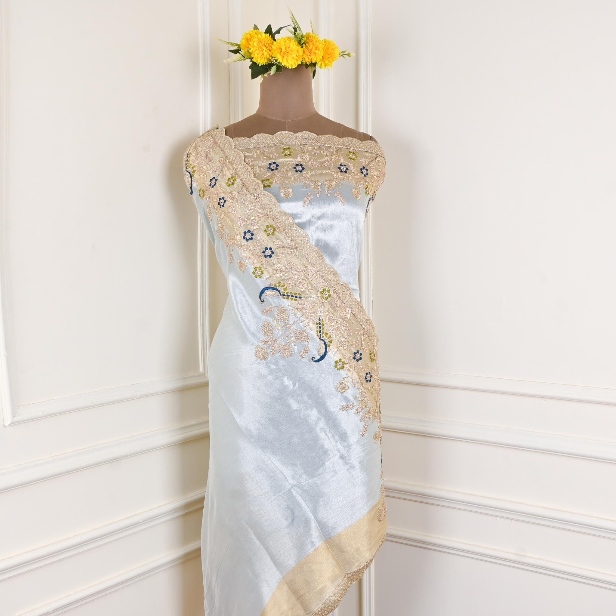 Giraffe Shimmer Beige Unstitched Suit