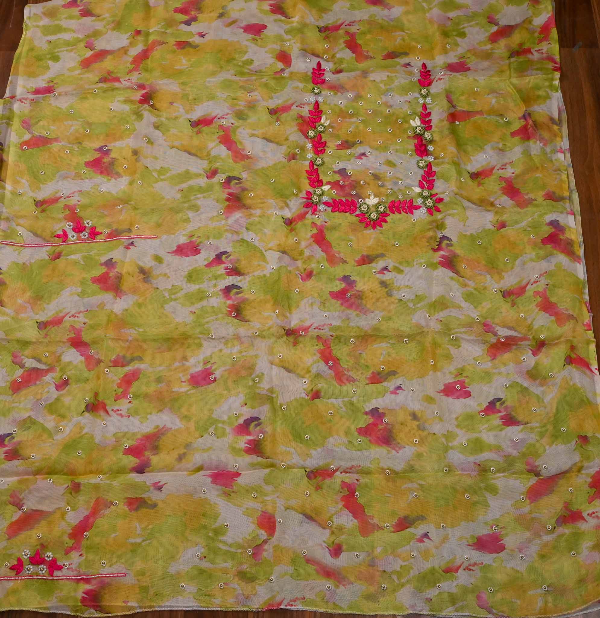 Burberry Parrot Unstitched Suit